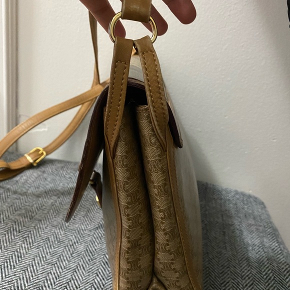 Celine crossbody bag- authentic with very minimal signs of use. - Picture 9 of 17